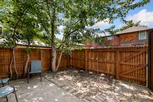 Building Photo - 1311 S Sable Blvd