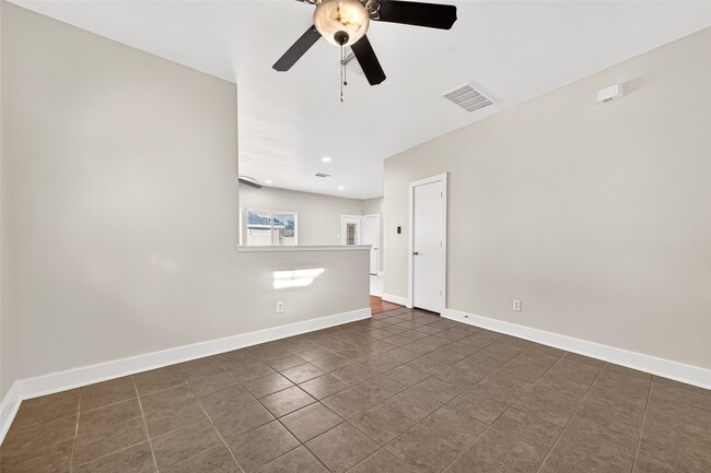 Building Photo - 6247 Settlers Lake Cir E
