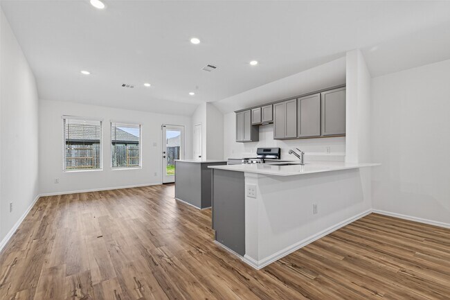 Building Photo - 3808 Moss Hl Rd