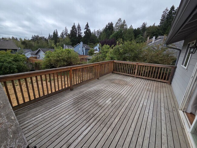 Building Photo - 4058 SE Empress Ct