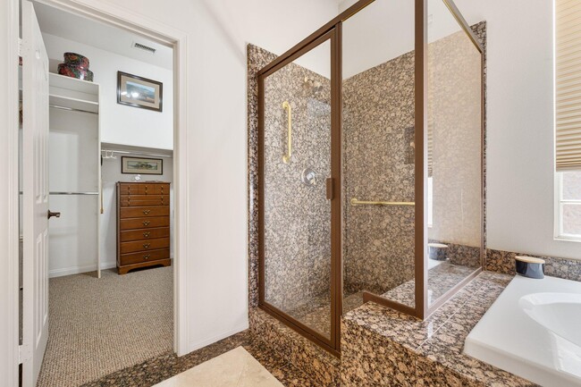 Building Photo - 44085 Royal Troon Dr