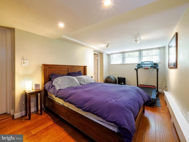 Building Photo - 5534 Nevada Ave NW