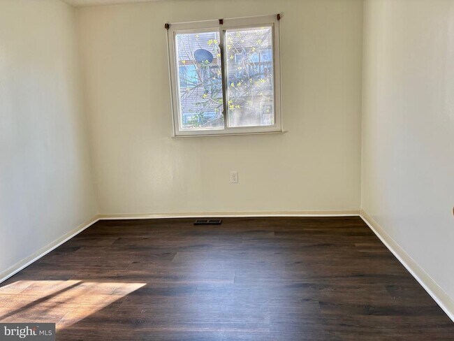 Building Photo - 19205 Misty Meadow Terrace