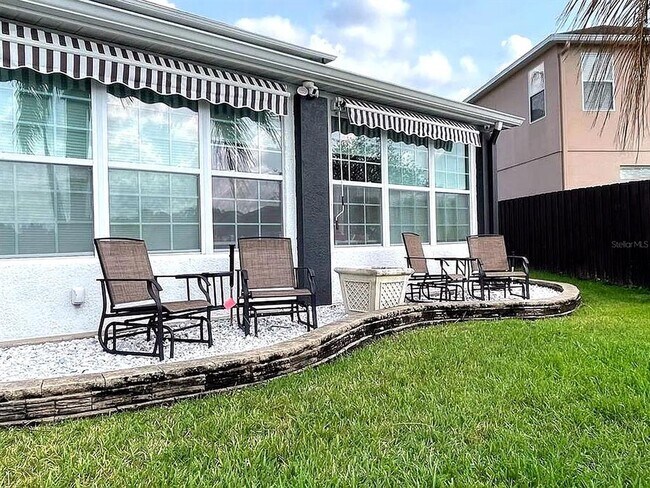 Building Photo - 5198 Adair Oak Dr