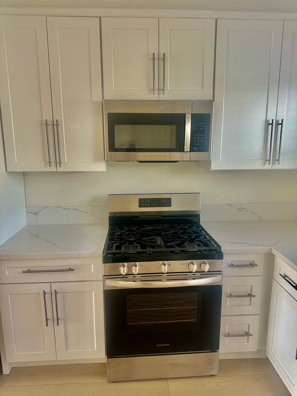 Building Photo - 2731 Erringer Rd