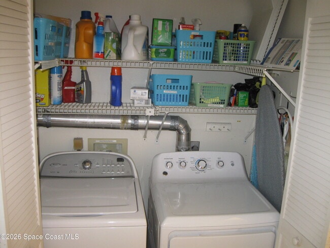 Building Photo - 630 S Brevard Ave