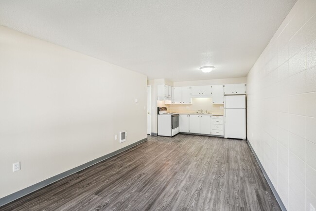 Interior Photo - The Oaks Apartments