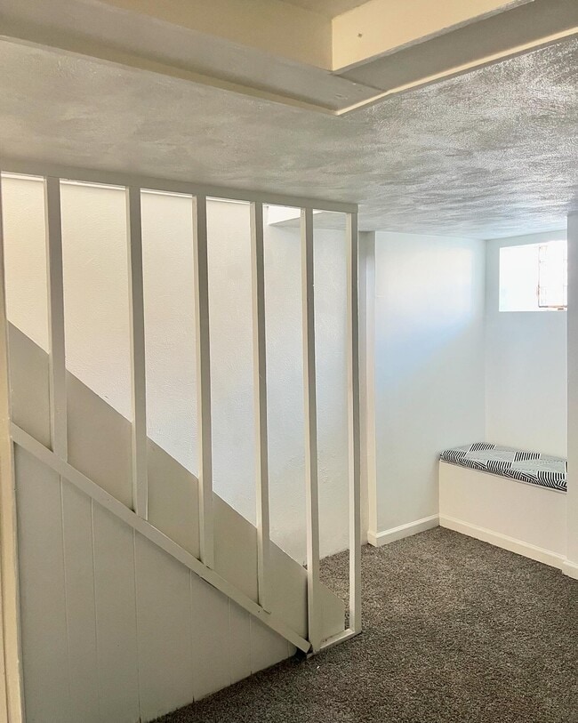 Building Photo - 1119 Cobbs St