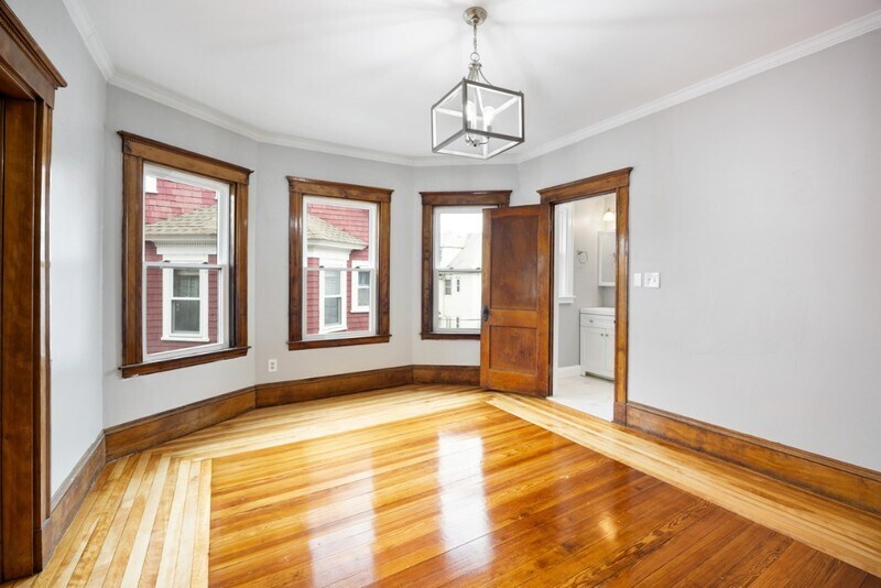 Building Photo - 16 Penhallow St