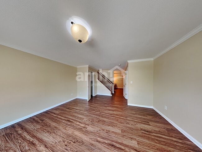 Building Photo - 10850 Chestnut Heath Court