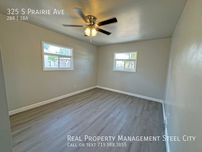 Building Photo - 325 S Prairie Ave