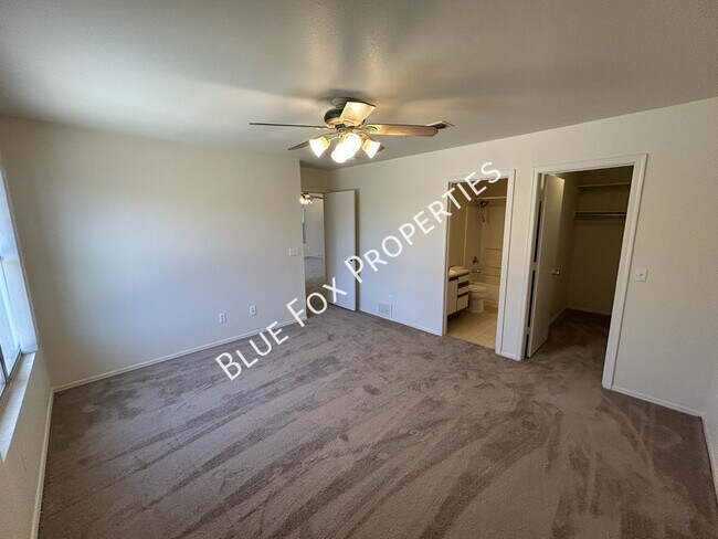 Building Photo - 2021 W Menzel Dr