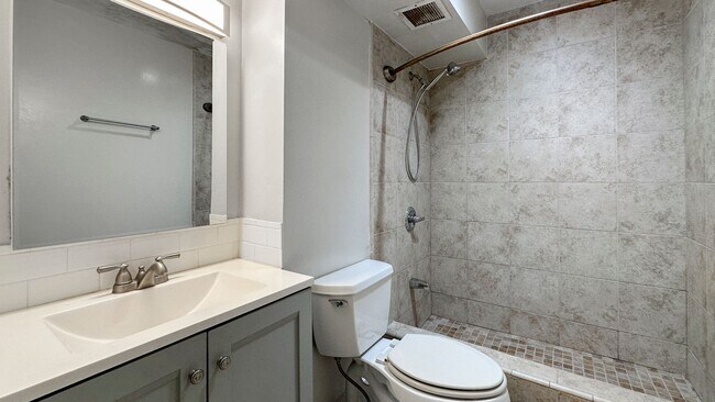 Building Photo - Across Schofield  Macomb  Gate - Woodwinds - 1bdrm/1bath/1 pkg