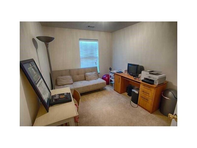 Building Photo - 3816 Dandridge Way NW