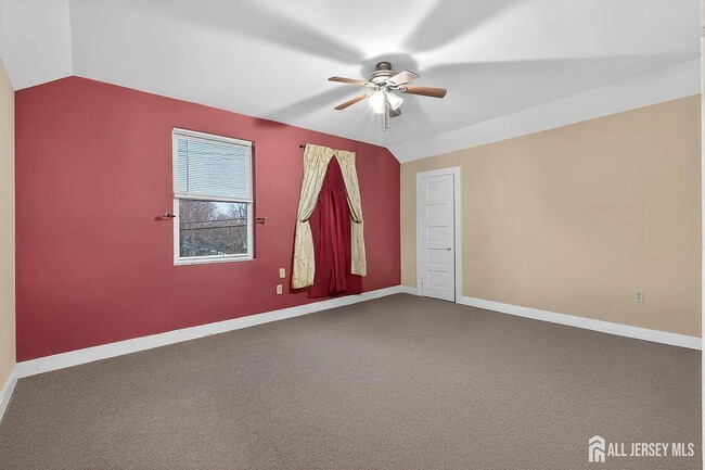 Building Photo - 58 Brotherhood St