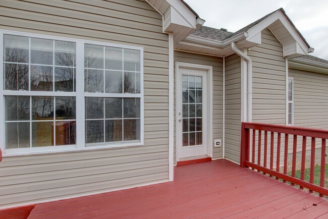 Building Photo - 3696 S Naples Ct