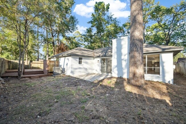 Building Photo - 22811 Cranberry Trail