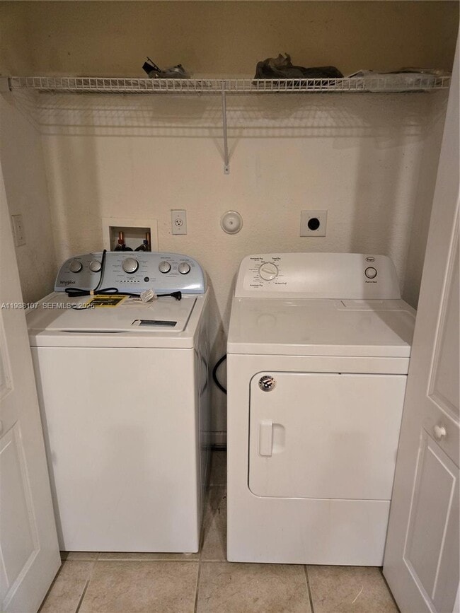 Building Photo - 21223 NW 14th Pl