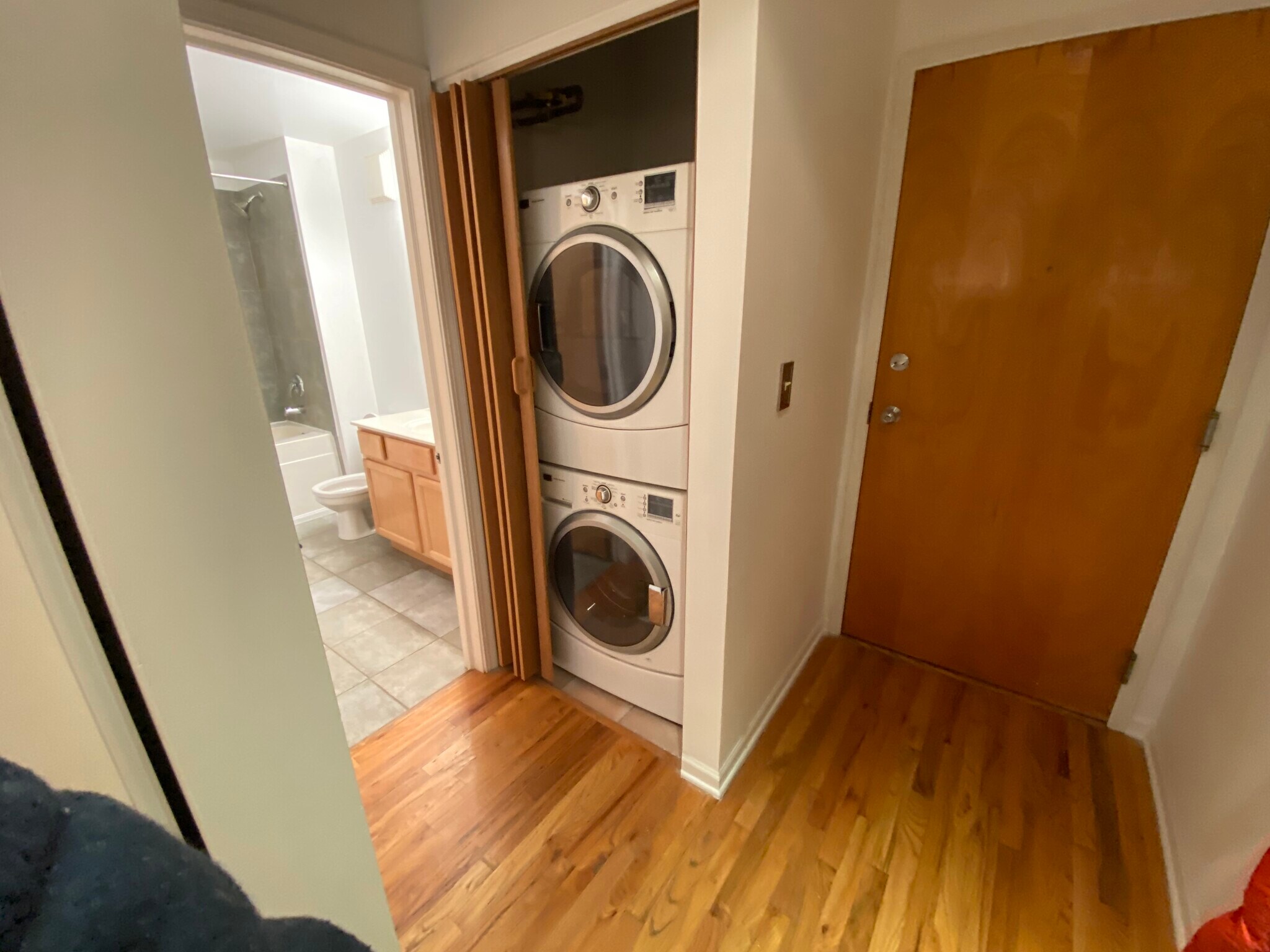 Building Photo - 215 N Aberdeen St