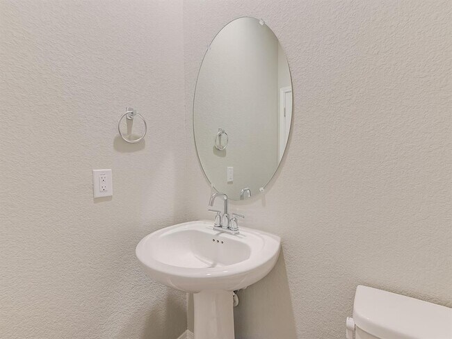 Building Photo - 109 Capella Wy