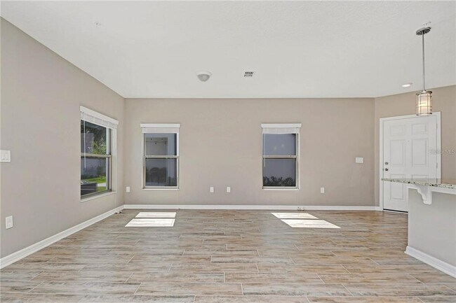 Building Photo - 310 Cedar Bark Ln