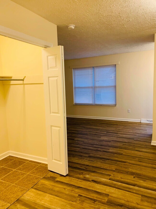 Building Photo - 1610 Flanigan Ct