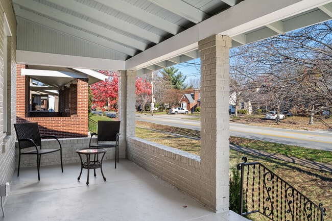 Building Photo - 308 Breckenridge Ln