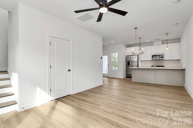 Building Photo - 3956 Hager Dr