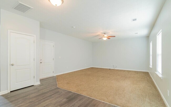 Building Photo - BEAUTIFUL HOME COMING SOON!