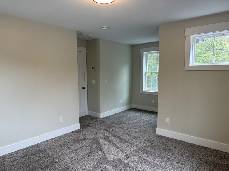 Building Photo - 480 Wareham St