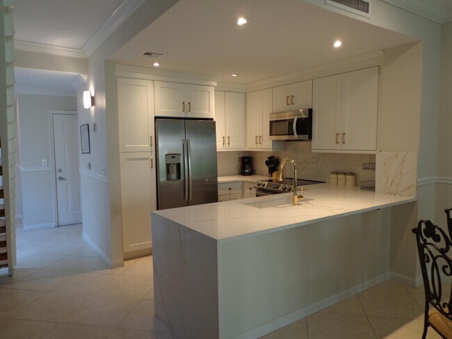Building Photo - 11771 St Andrews Place