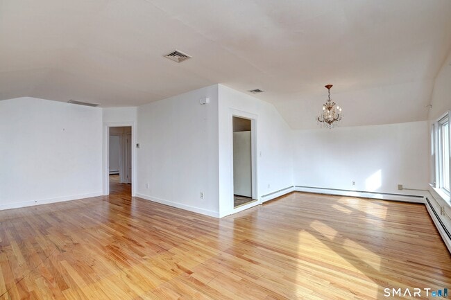 Building Photo - 83 Hawley Ave