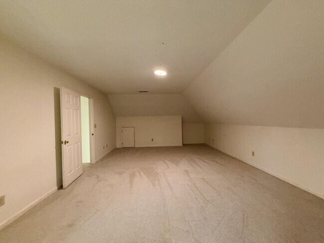 Building Photo - 118 Sunfish Dr