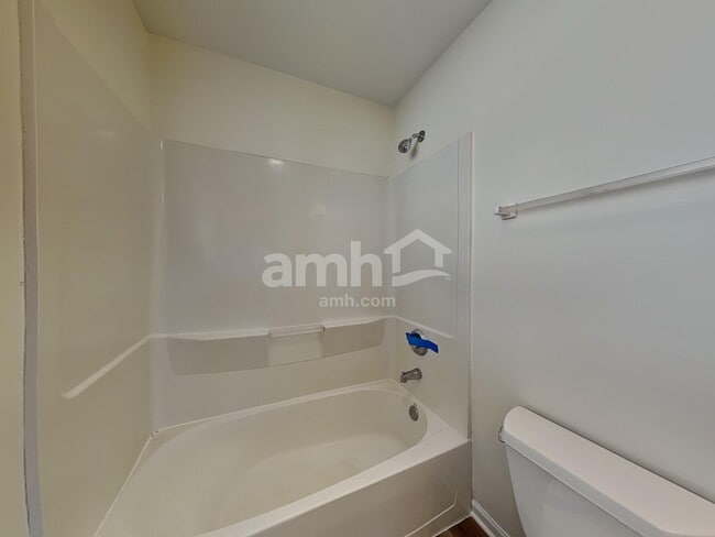 Building Photo - 34233 N Wineberry Ln