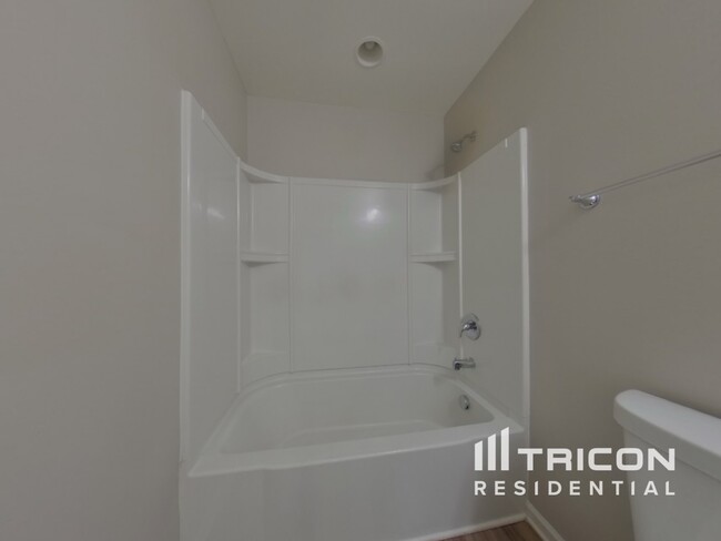 Building Photo - 5005 Sandis Court Mount Holly NC