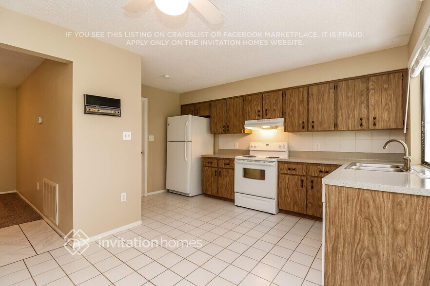 Building Photo - 13719 Whitby Rd