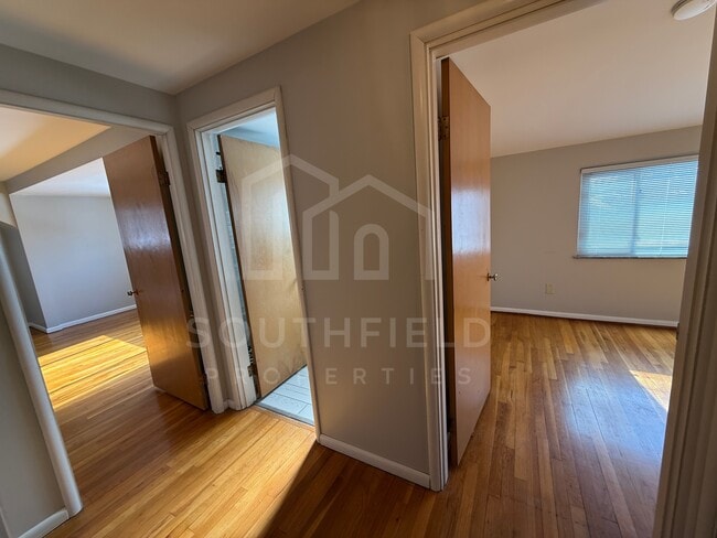 Building Photo - 3175 Ramona Ave