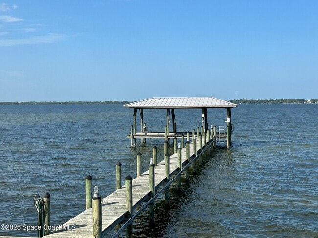 Building Photo - 1613 Indian River Dr