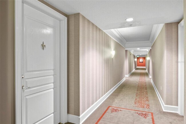 Building Photo - 750 N Tamiami Trl
