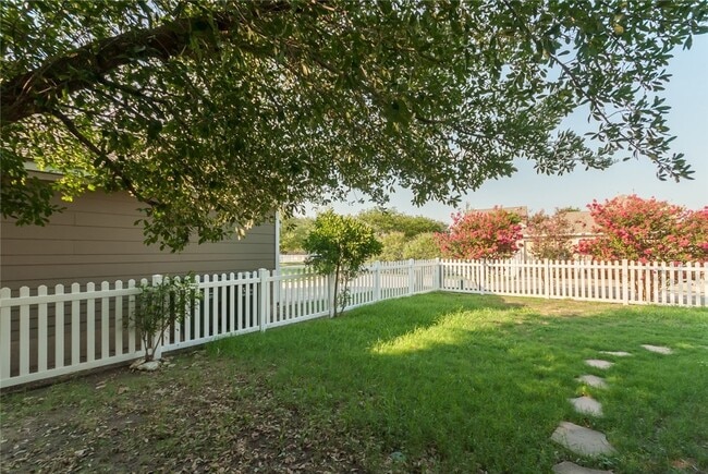Building Photo - 642 Mcgarity-
