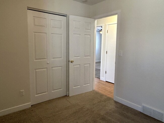 Building Photo - Spacious 3BR Home with Garage in Great Loveland Location