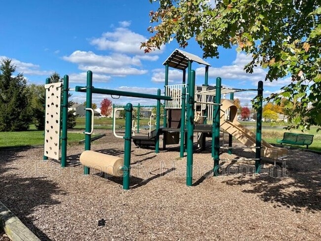 Building Photo - 6629 W Denton Dr