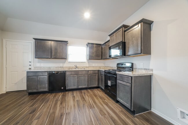 Building Photo - Townsend Reserve - 13479 White Ibis St., S...