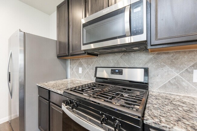 Building Photo - 2931 Orchid Ranch Dr