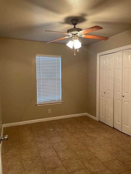 Building Photo - 4314 Acorn Creek Trail