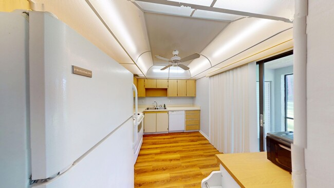 Building Photo - 2Bed/ 2Bath Condo In Indigo Point - Dayton...