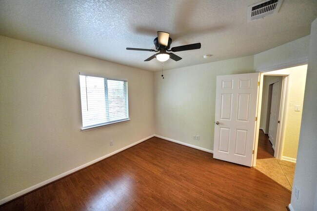 Building Photo - Stunning  Home in the Highly Sought-After ...