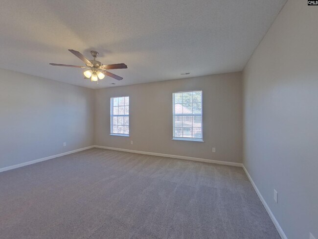 Building Photo - 2000 Lake Carolina Dr