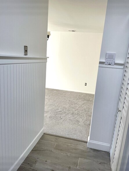 Building Photo - 176 Hackensack St