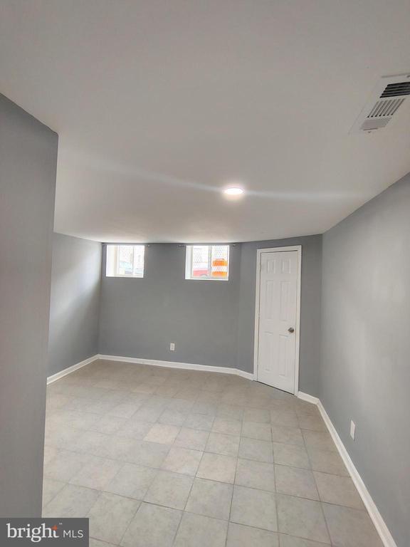Building Photo - 234 N Payson St